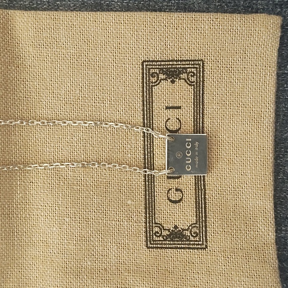 GUCCI Silver Branded Pendant Necklace - Picture 13 of 14